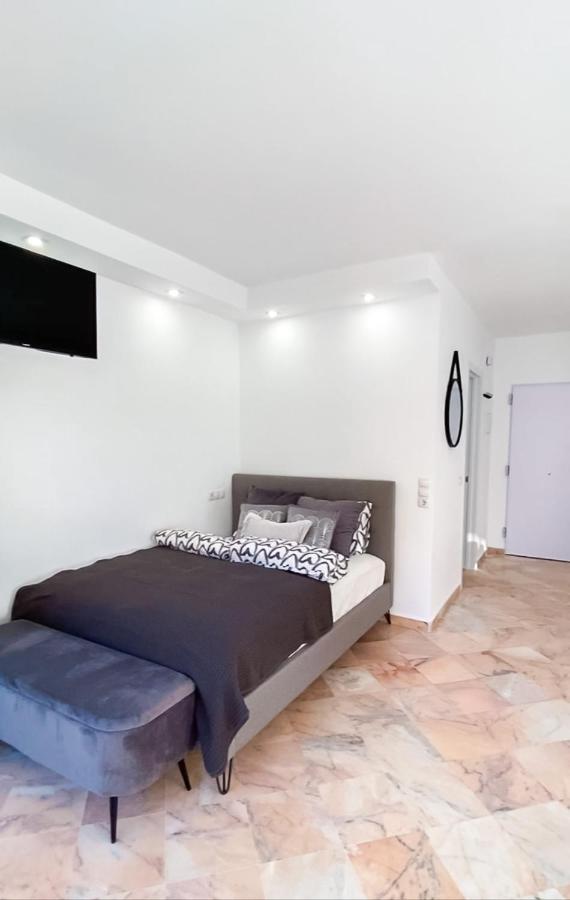 Apartamento Romana Playa Marbella Ngoại thất bức ảnh