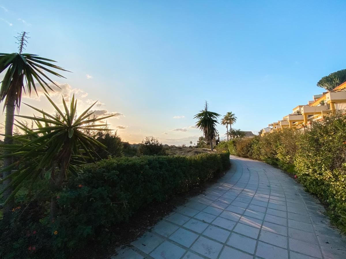 Apartamento Romana Playa Marbella Ngoại thất bức ảnh